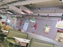 -佰人王串串香火锅(洋珠巷店)