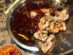 -肖肖酸萝卜鱼火锅(总店)