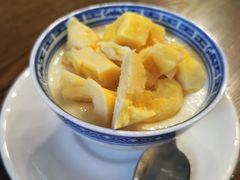 榴莲双皮奶-许榴香西餐厅(台东步行街店)