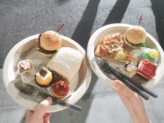 -三里屯东五街银杏大道