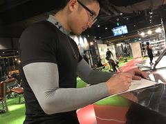 -VLines耀能运动24小时·月付制健身(京广桥店)