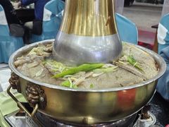 -撒拉人家.酸菜牦牛肉火锅