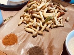 -关东小磨东北菜(上海长风大悦城店)