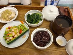 -雪梅月子中心(华侨城店)