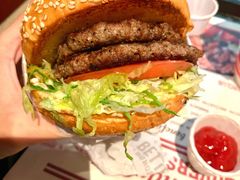 -The Habit Burger Grill 哈比特汉堡(复兴soho店)