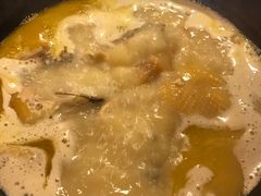 -鲜入围煮花胶鸡海鲜火锅