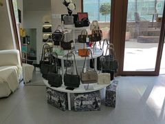 -六六奢品·vintage中古·回收二手奢侈品包包手表首饰(环球港店)