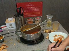 -金滏山烤肉·海鲜·火锅自助餐厅(襄阳万达店)