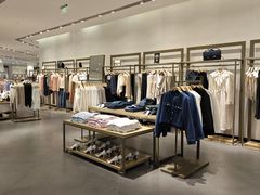 -URBAN REVIVO(佛山南海万达广场店)