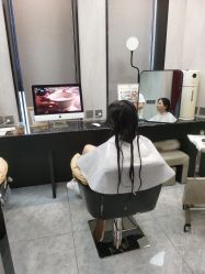 -TOP HAIR SALON