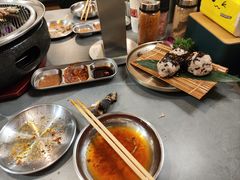 -围炉肉舍丹东海鲜烤肉·烤活鳗(步行街店)