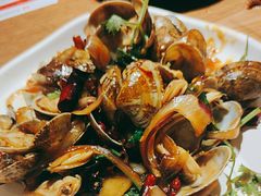 -聚点串吧·北京烧烤(赵登禹路店)