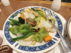 -玫瑰园西餐厅(新华大厦店)