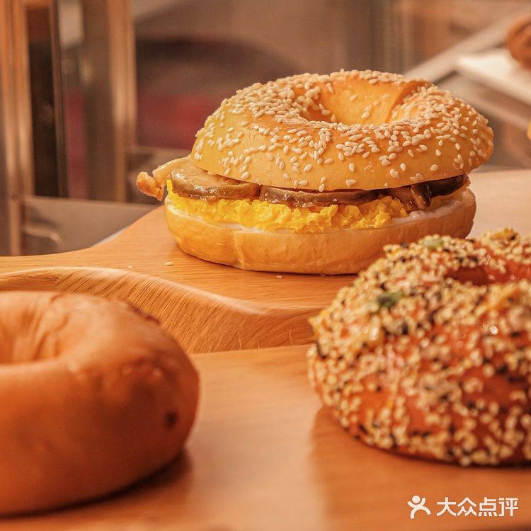 温州首家‼️爆红Tims咖啡终于来银泰啦～