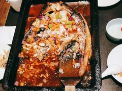 -夯鱼烤鱼·尔滨地标美食(国展店)