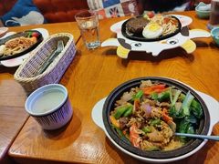 -豪客嘉族·麦尼顿西餐厅(乐福天下店)