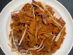 避风塘炒牛禾-蝴蝶里·粤菜·点心(滨江龙湖店)