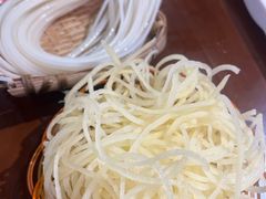 -黔有有贵州酸汤夺夺粉火锅(五味十字店)