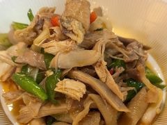 -汗腾格里·风味餐厅(新疆驻京办店)