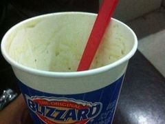 暴风雪-DQ·蛋糕·冰淇淋(包河万达店)