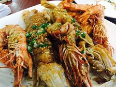 -班赞海鲜市场胖阿姨加工点
