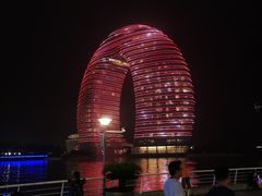 -湖州太湖旅游度假区-月亮广场