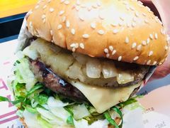 -The Habit Burger Grill 哈比特汉堡(复兴soho店)