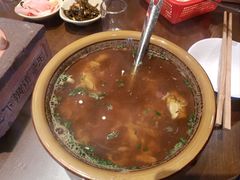 -富正毅三下锅·湘西韵味(天门山索道店)