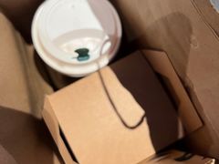 -星巴克(上海虹桥南丰城办公楼店)