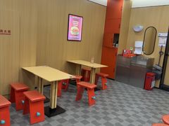 -塔斯汀中国汉堡(浦东绿地东海岸店)