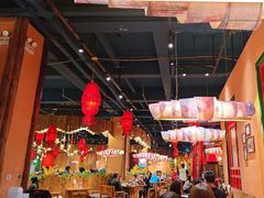 -老滇山寨•云南特色菜•地方菜•民族风情歌舞表演(金碧店)