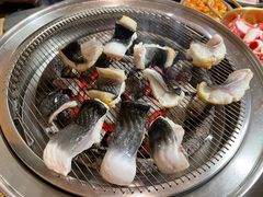 -围炉肉舍•炭烤活鳗•丹东海鲜烤肉(步行街店)