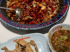 -何师傅美蛙鱼头(汉街店)