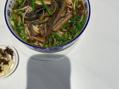 -镇南锅盖面馆(解放路店)