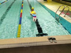 -七彩阳光游泳俱乐部(江北远洲店)