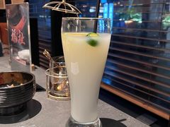 -铭牛烧肉·和牛海鲜自助(高新月牙湖店)
