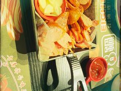 -8锅臭臭锅·正宗台湾小火锅(中心五路店)