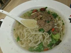 -贯一台湾牛肉面(八一七中路店)