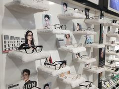 -MiRi眼镜·蔡司·星趣控·尼康控优点视觉合作店(南京东路店)