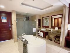 -广悦华阳朔河畔度假酒店(十里画廊遇龙河店)