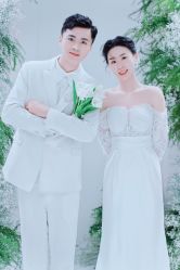 -都市丽人婚纱摄影