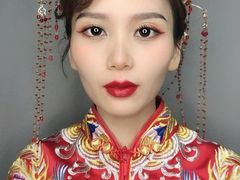 -群丽化妆摄影美甲纹绣培训学校