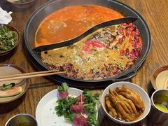 -萍姐火锅·公路夜市(武汉首店)