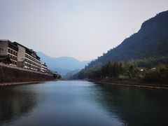 -芦茨金富饭庄·25年老字号·专做稻草鸡