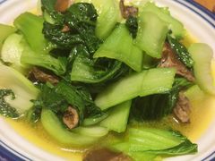 蕈油烧的青菜-得意楼蒸菜馆