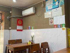 -上海特色小笼店(铁岭路90弄小区店)