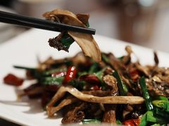炒杂菌-炊烟餐厅
