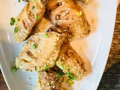 -Chom Cafe and Restaurant