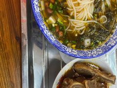 -唐记牛骨粉(陶溪川店)