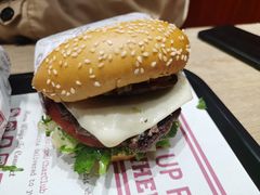 -The Habit Burger Grill 哈比特汉堡(爱琴海店)